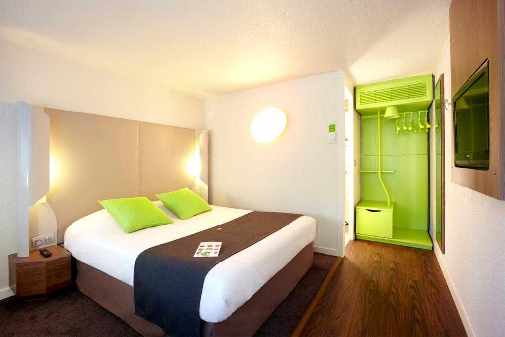 Campanile Hotel Auch Eksteriør bilde