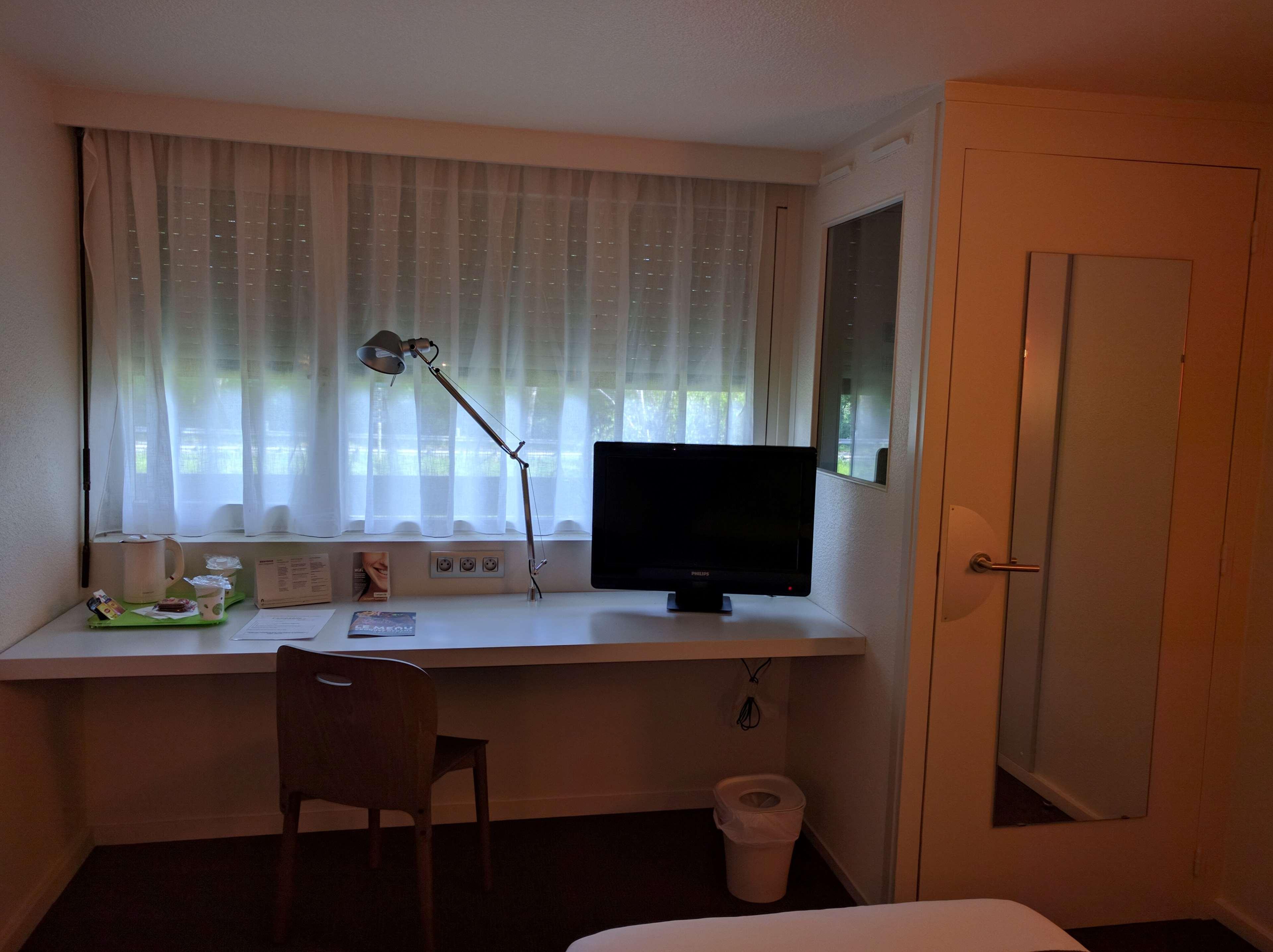 Campanile Hotel Auch Eksteriør bilde