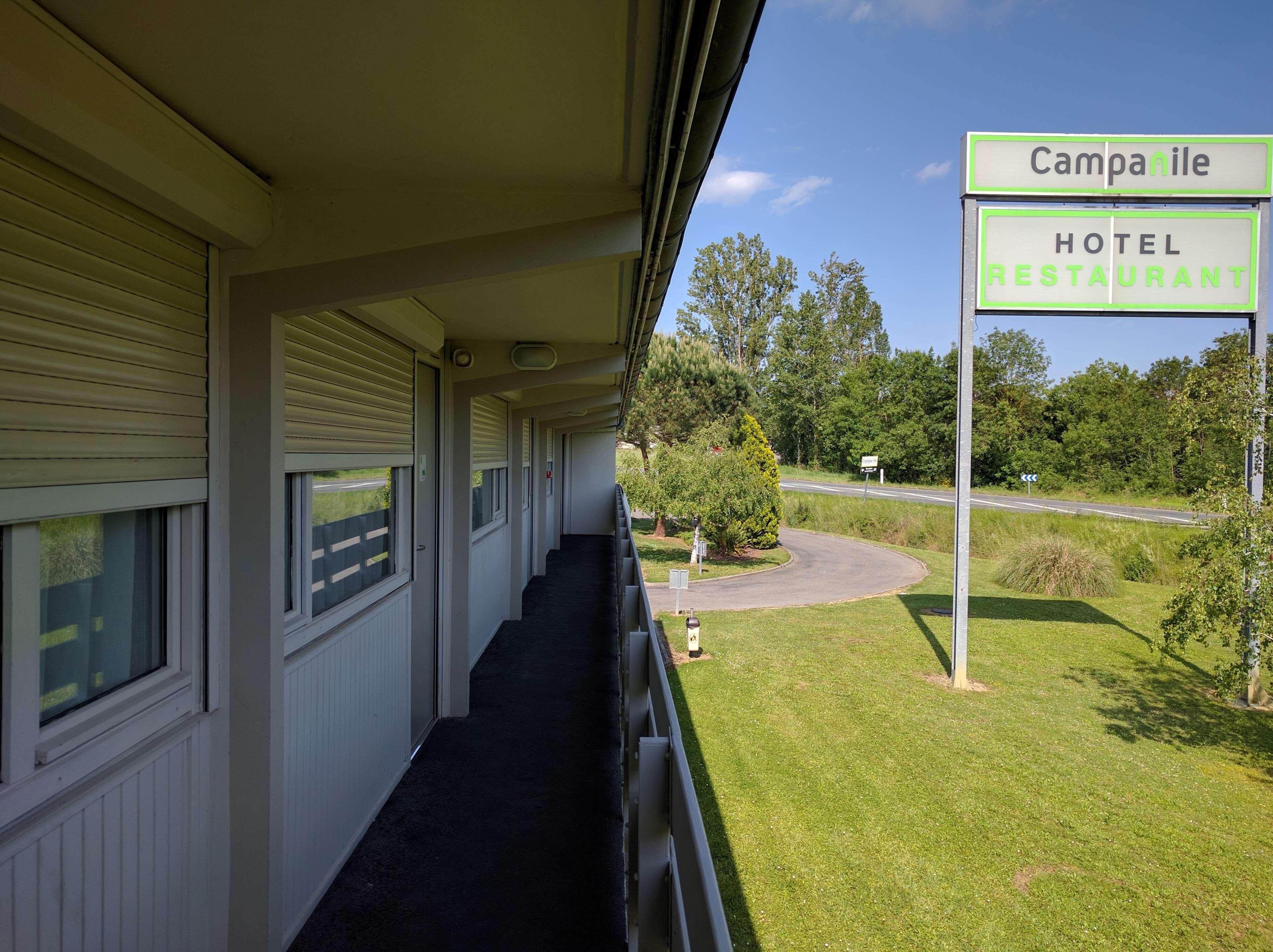 Campanile Hotel Auch Eksteriør bilde