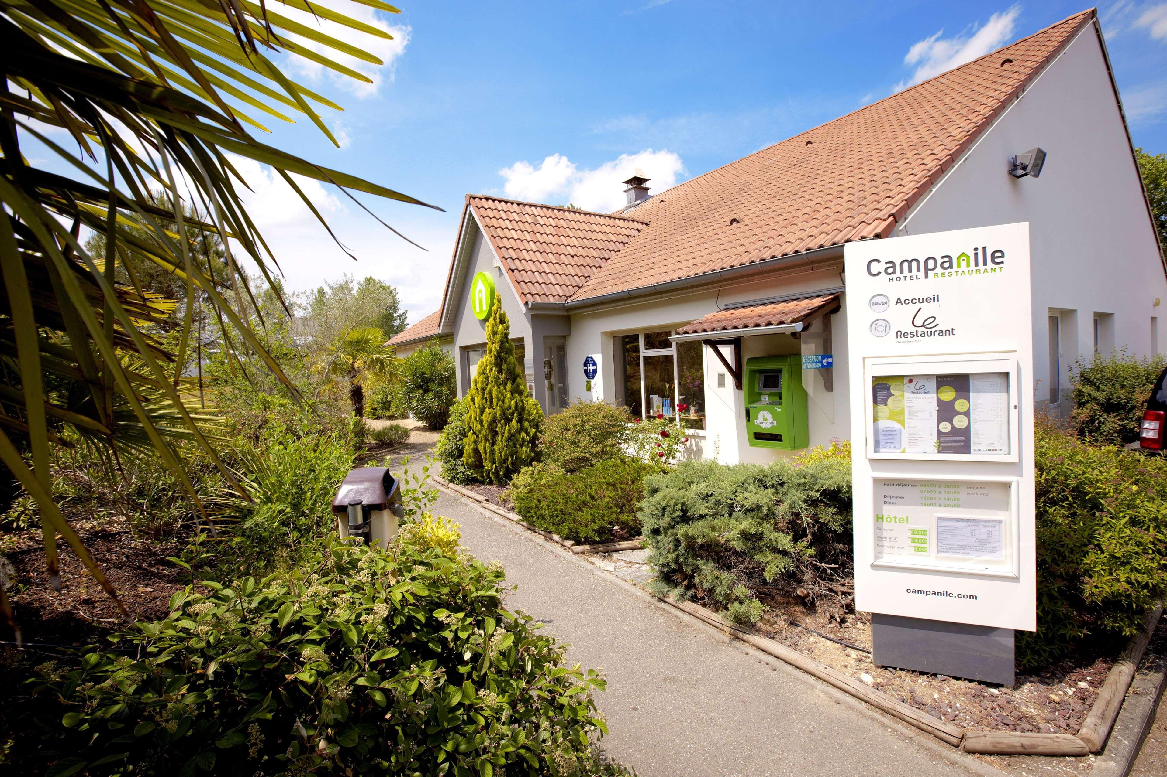 Campanile Hotel Auch Eksteriør bilde